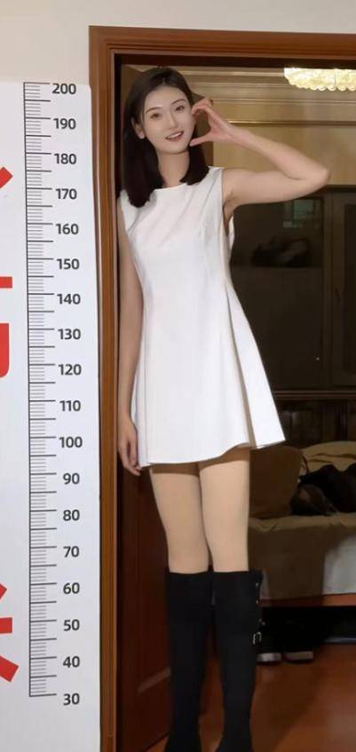 女孩身高2米26貌美如花<strong></p>
<p>币特币交易平台</strong>，妈妈天天发愁：白长这么漂亮，没人敢追