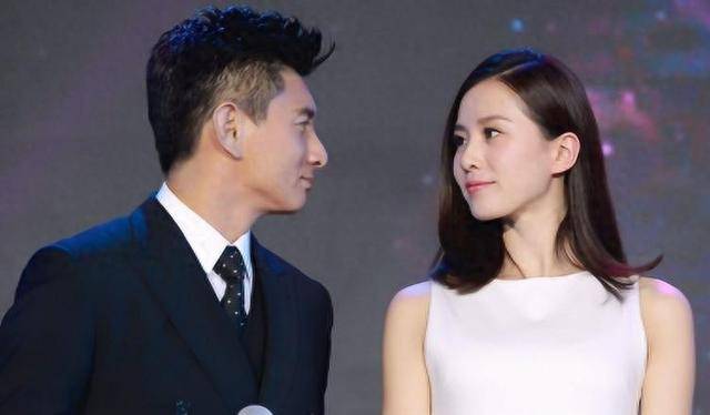 老夫少妻有多残酷？54岁的吴奇隆给刘诗诗上了一课，马舒雅没说错