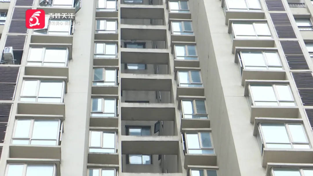 恶心坏了！贵阳一女子家中被扔进一颗“炸弹”<strong></p>
<p>一个交易平台</strong>，残羹剩饭炸开花