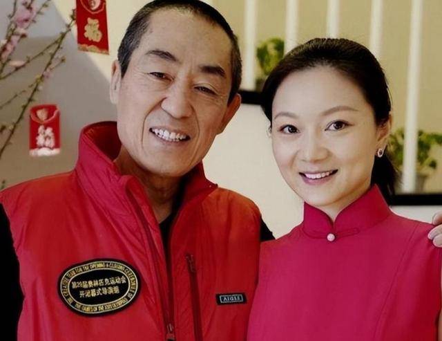 陈婷现实长什么样？路人镜头才是“照妖镜”<strong></p>
<p>一个交易平台</strong>，突然理解张艺谋了