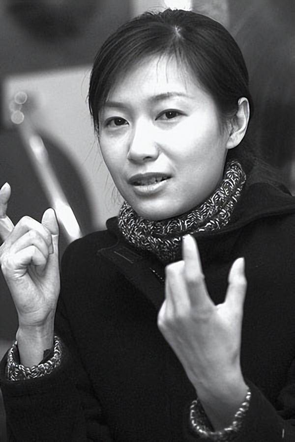 万万没想到<strong></p>
<p>币圈平台</strong>，“丁克”了半辈子的徐静蕾，如今却成了人生赢家