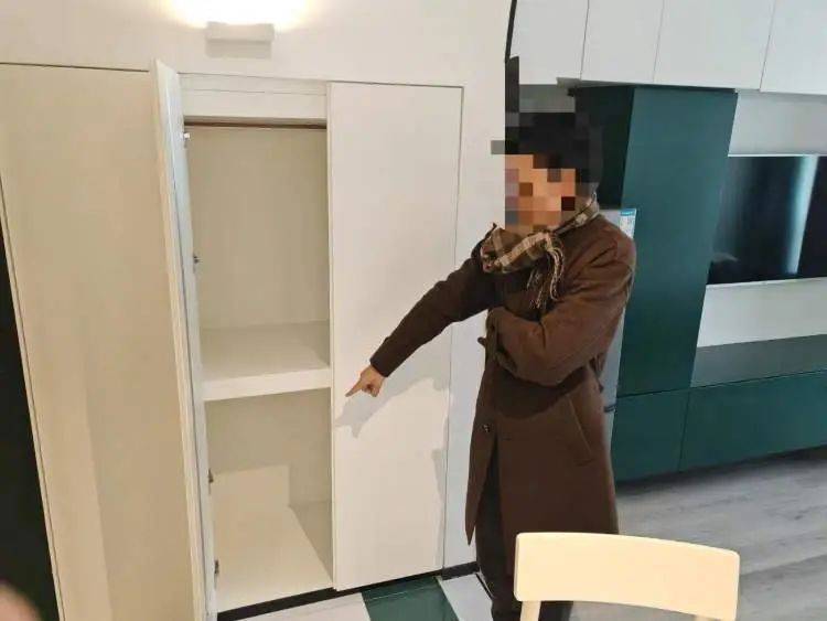 只因怀疑女友<strong></p>
<p>多比交易平台</strong>，上海一男子竟如此报复，刑拘！