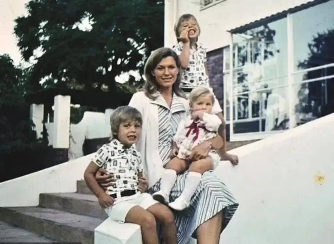 和富豪做亲戚的“痛苦”：马斯克制片人妹妹吐槽因为大哥是富豪<strong></p>
<p>安币交易平台</strong>，自己拍电影老是被多要钱