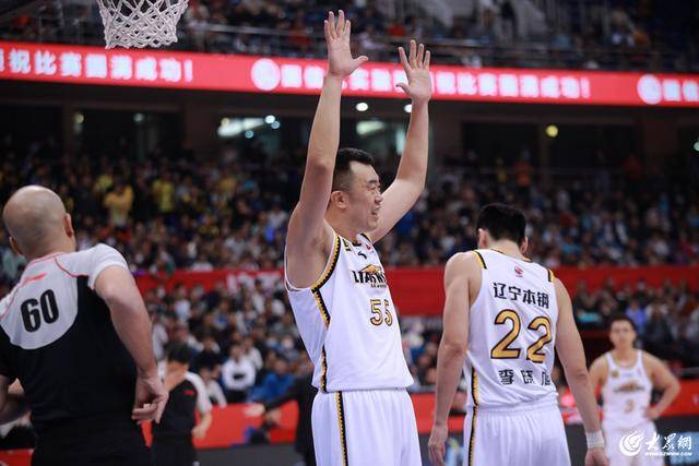 热血沸腾！青岛男篮最后三分钟14-0绝地翻盘<strong></p>
<p>交易服务平台</strong>，队史首次单赛季双杀辽宁