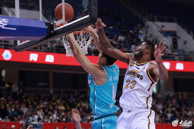 热血沸腾！青岛男篮最后三分钟14-0绝地翻盘<strong></p>
<p>交易服务平台</strong>，队史首次单赛季双杀辽宁