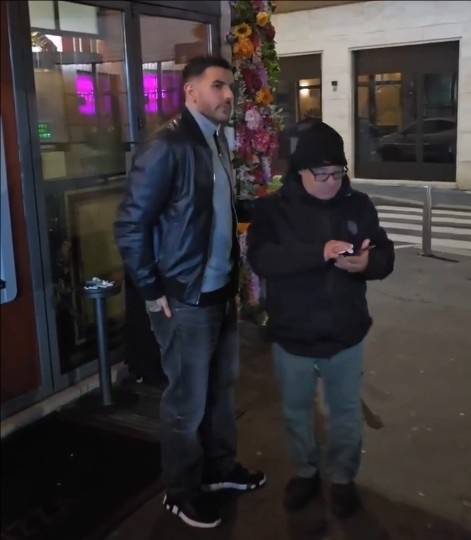 庆祝意甲30球特奥宴请米兰队友吃晚饭<strong></p>
<p>安币网交易平台</strong>，小图拉姆和帕瓦尔出席