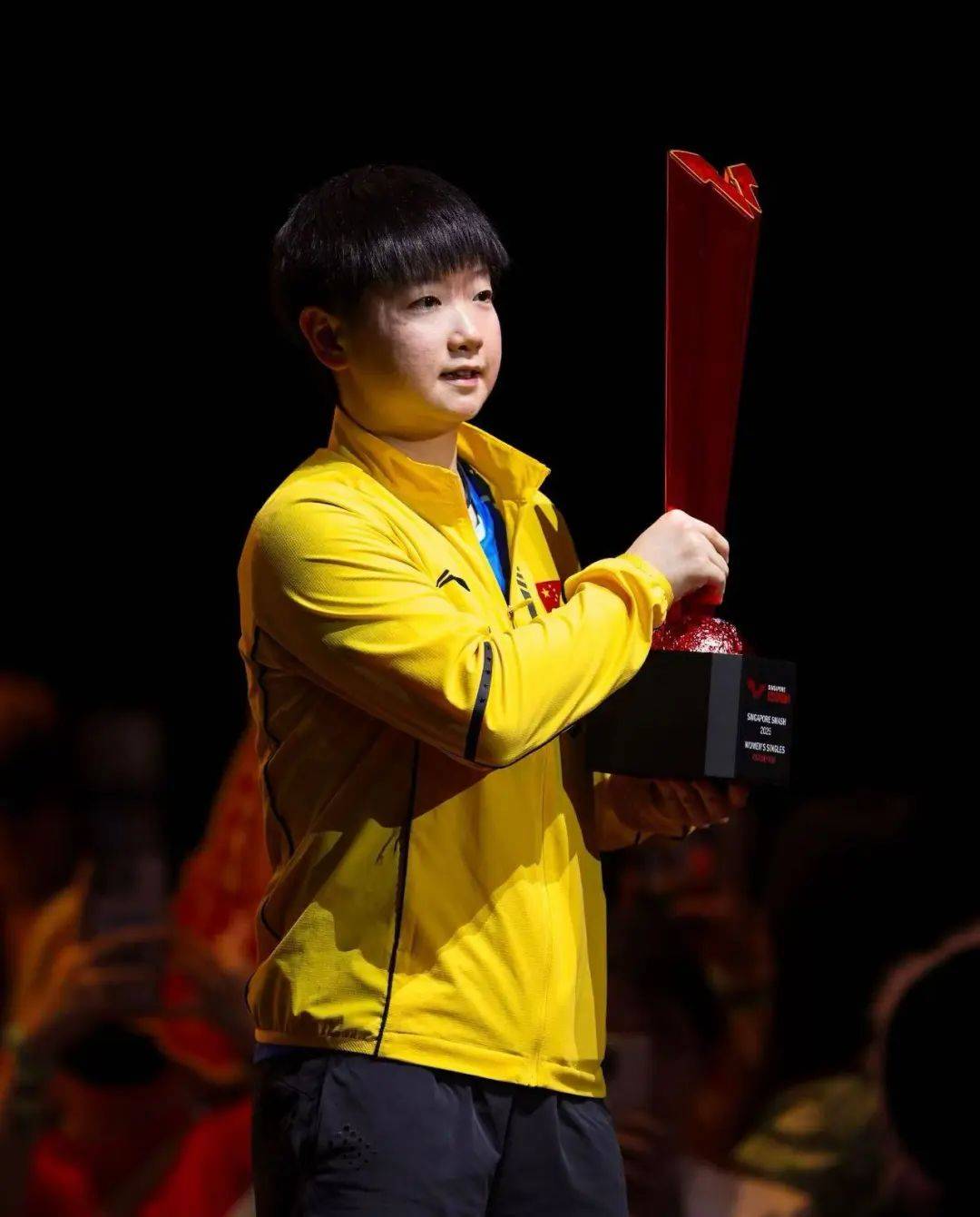 林诗栋男单夺冠<strong></p>
<p>中币交易平台</strong>，孙颖莎女单登顶 | WTT新加坡大满贯赛国乒五冠收官