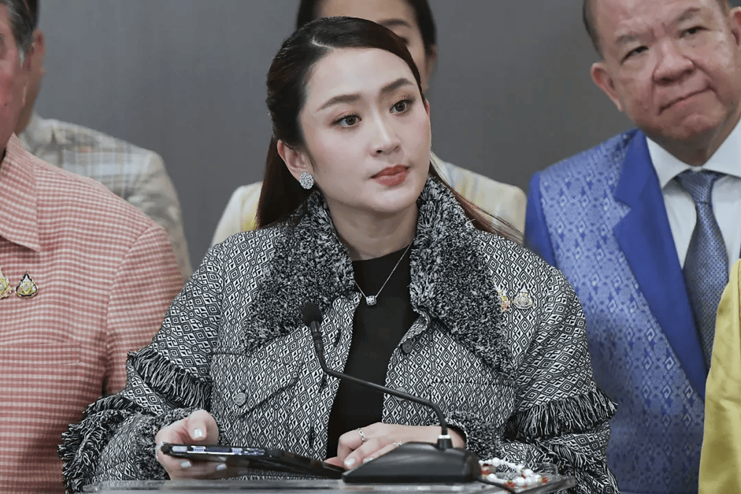 “你好<strong></p>
<p>电力交易中心平台</strong>，我是国防部长，我们的人被绑架了，请你垫款”……富豪被骗100万欧元：听上去完全像真的