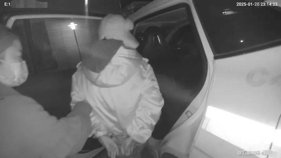 上海一家政阿姨上岗3天就说发烧乏力<strong></p>
<p>中币网交易平台</strong>，匆忙回家工资都没要！果然有蹊跷