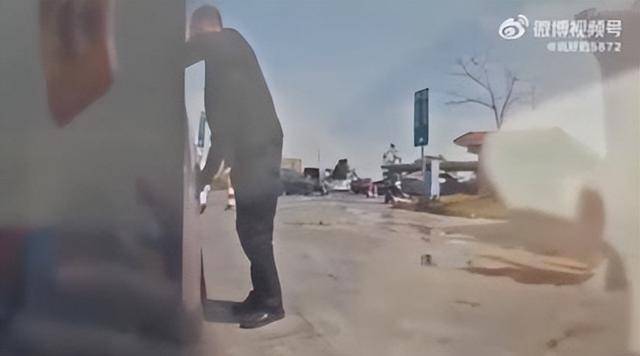 老人故意划伤租客新车赔偿4000<strong></p>
<p>中币网交易平台</strong>，如何界定故意毁坏他人财物行为？