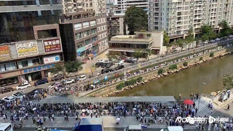 广州撤店后实探深圳文和友：大片商铺空置<strong></p>
<p>币市交易平台</strong>，靠湘菜笨罗卜引流