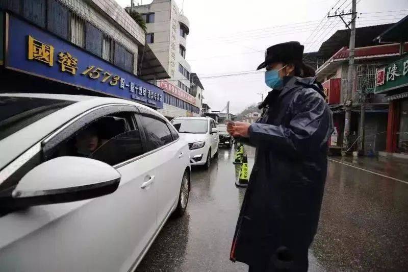 痛心！她走了<strong></p>
<p>三大交易平台</strong>，年仅48岁