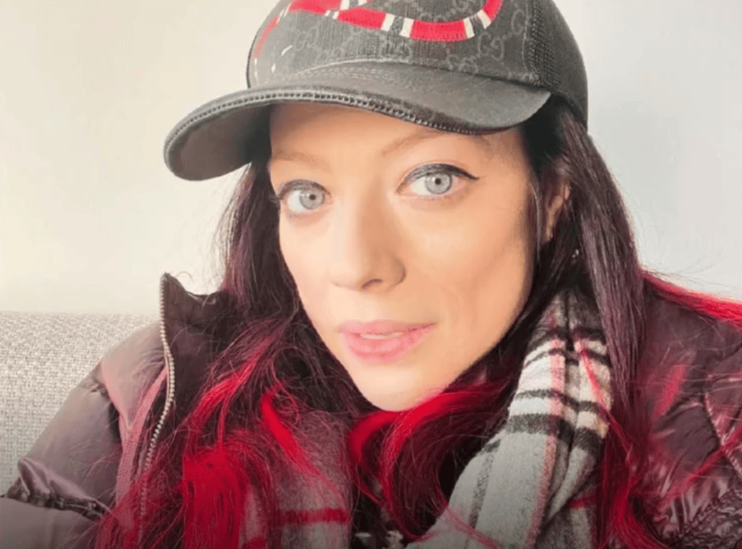 知名女演员昨日家中去世<strong></p>
<p>买卖交易平台有哪些</strong>，年仅39岁！警方回应