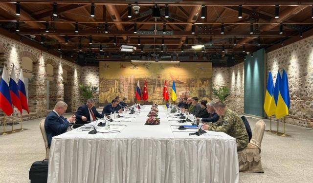 “矿产协议”引发国内风暴<strong></p>
<p>炒平台币</strong>，乌克兰议员痛斥泽连斯基出卖子孙未来