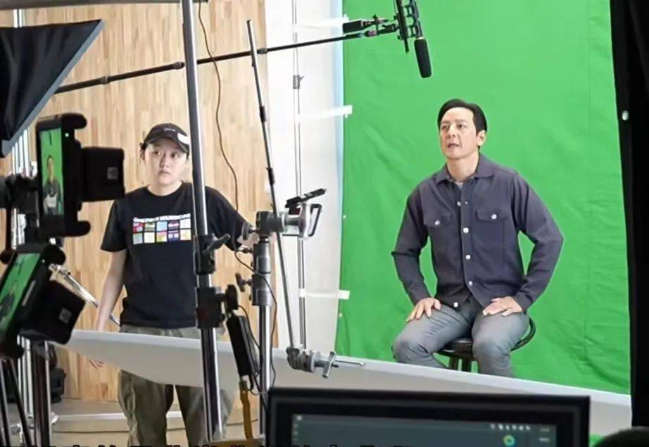 5天卖课超500万！吴彦祖英语课遭吐槽<strong></p>
<p>bjex交易平台</strong>，“10分钟里只有5分钟是他讲”