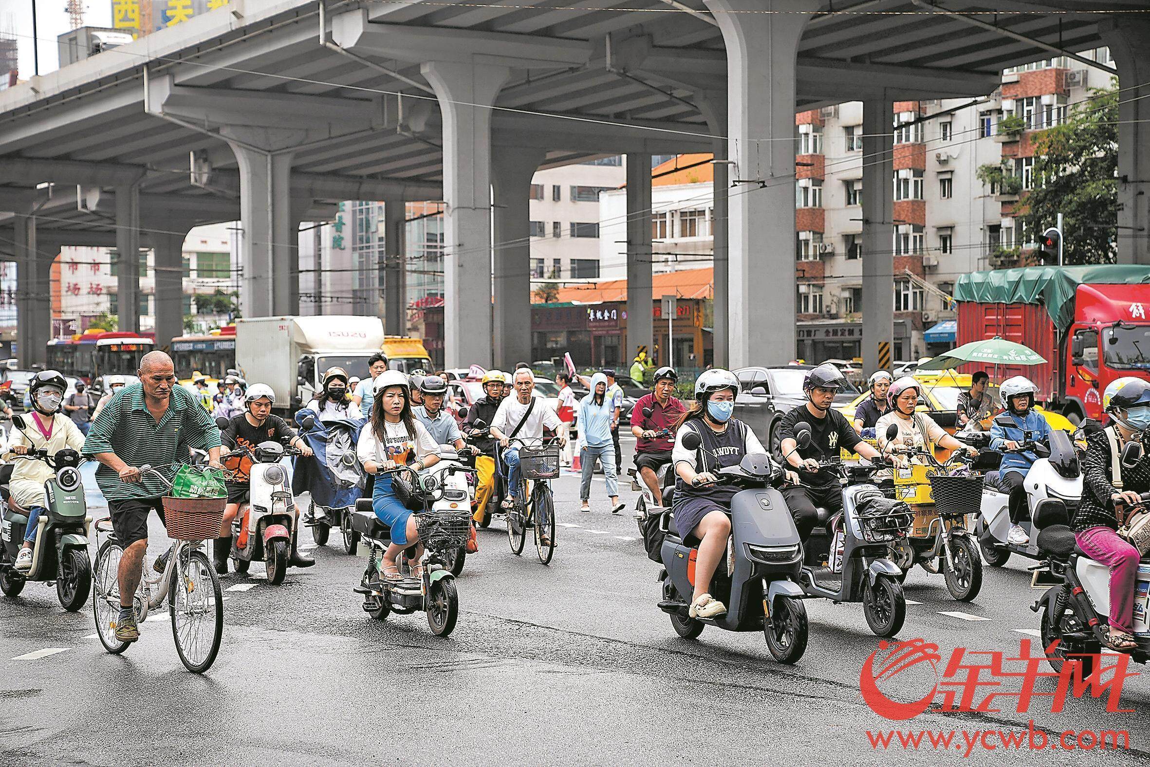 电动自行车最高时速15公里 老规定是否滞后于新现实<strong></p>
<p>公信宝哪个平台交易</strong>？