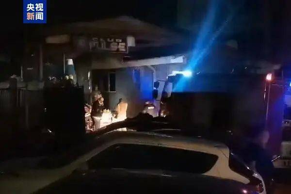 已致53人遇难！一夜总会发生火灾<strong></p>
<p>zbg交易平台</strong>，疑因演出时的灯光特效或烟花引发