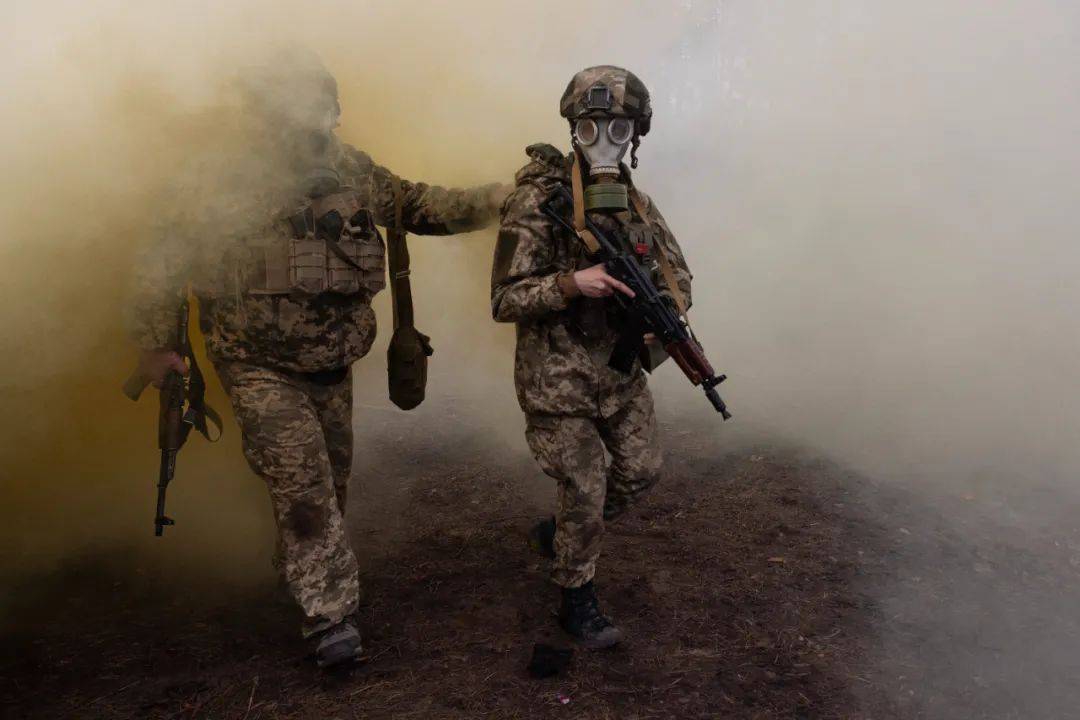 俄军发动大规模袭击<strong></p>
<p>币为交易平台</strong>！