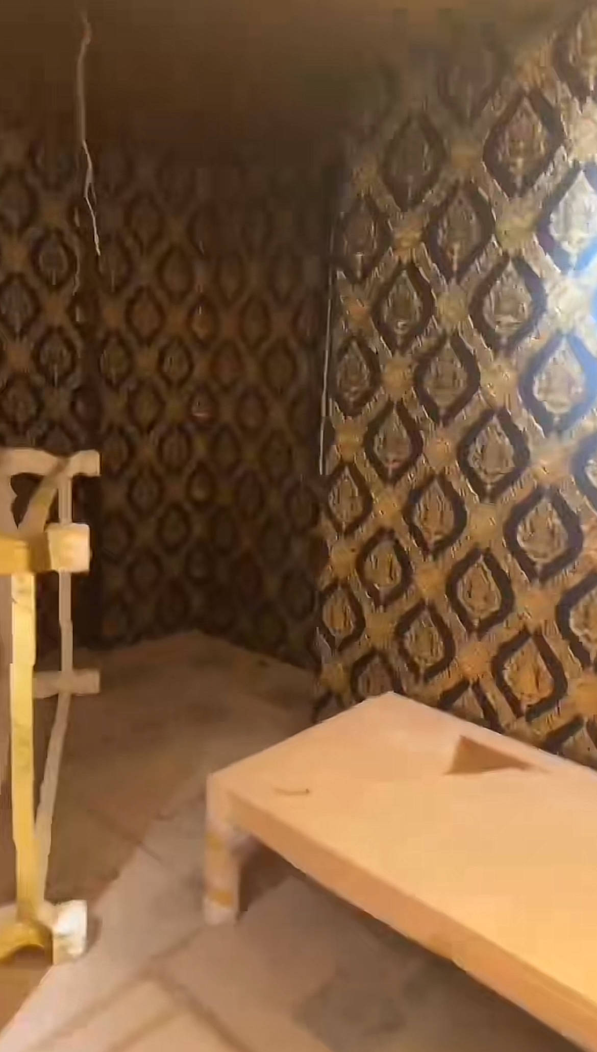 佛山一小区出现“骨灰房”还对外营业？物业回应：业主已主动拆掉装修<strong></p>
<p>币为交易平台</strong>，房屋恢复毛坯