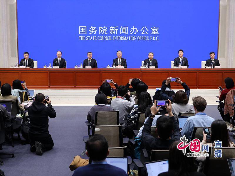 财政部：对<strong></p>
<p>币为交易平台</strong>我国居民使用个人消费贷款进行的重点领域消费给予一定贴息支持