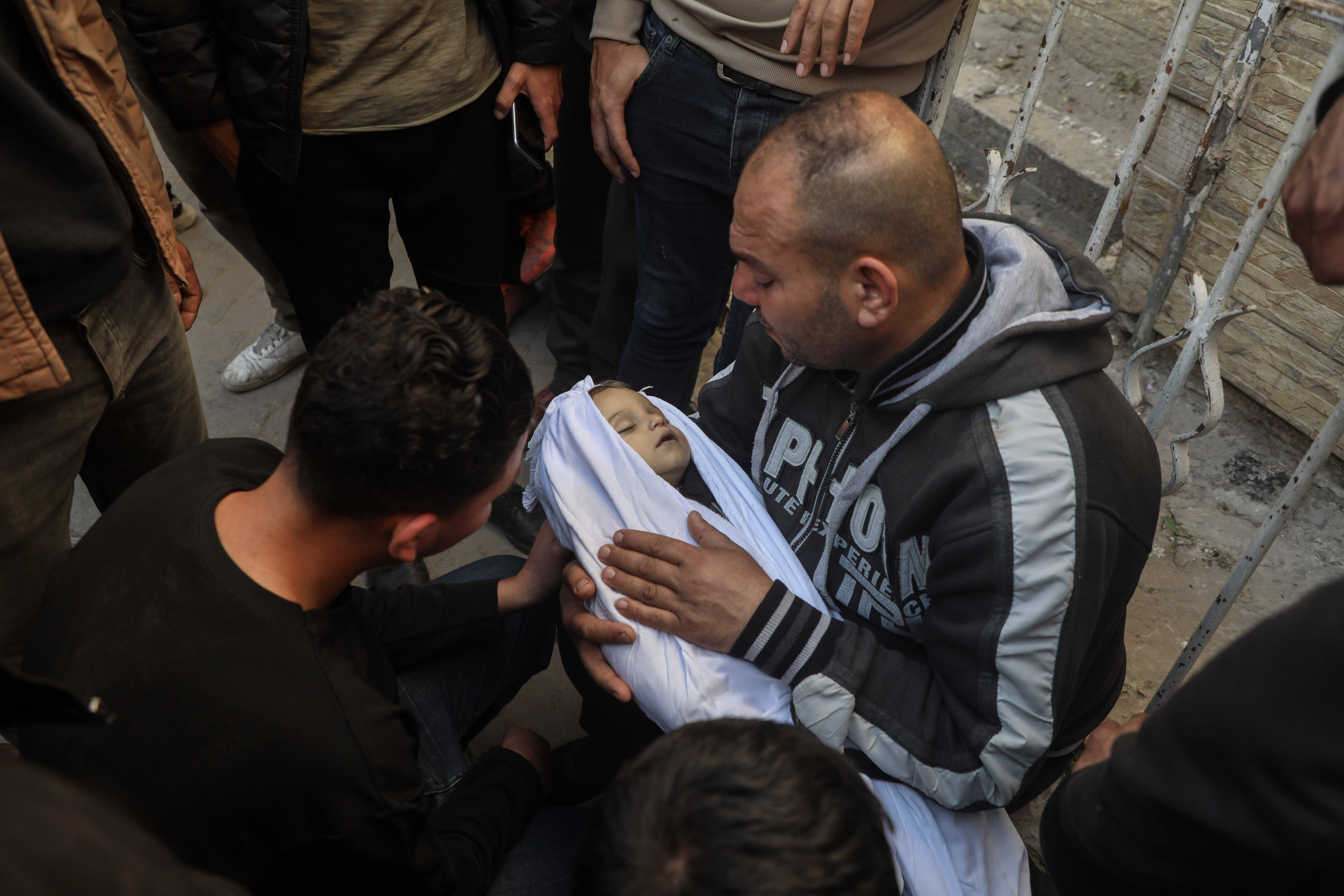 哈马斯政治局11人已被打死 紧张局势下美以通话