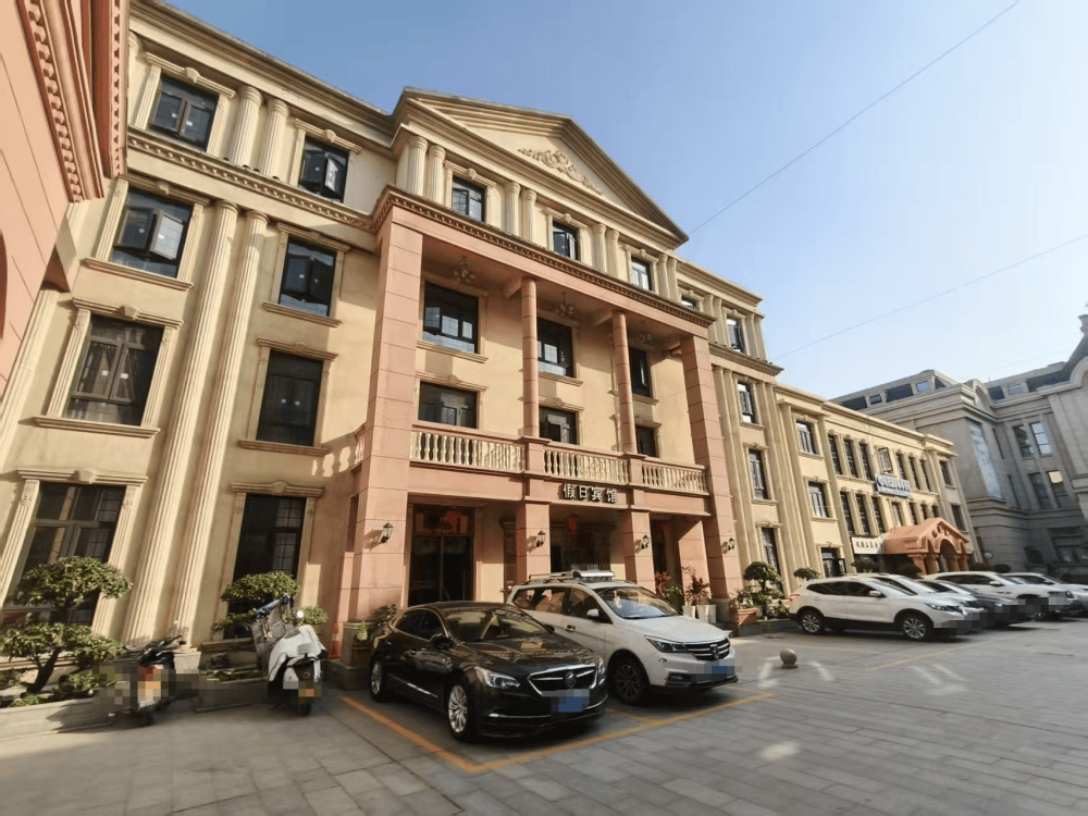 家长称6岁儿子被陌生人带去KTV：一群醉酒男人让娃唱歌<strong></p>
<p>抹茶平台</strong>！警方调查称系醉酒引发误会