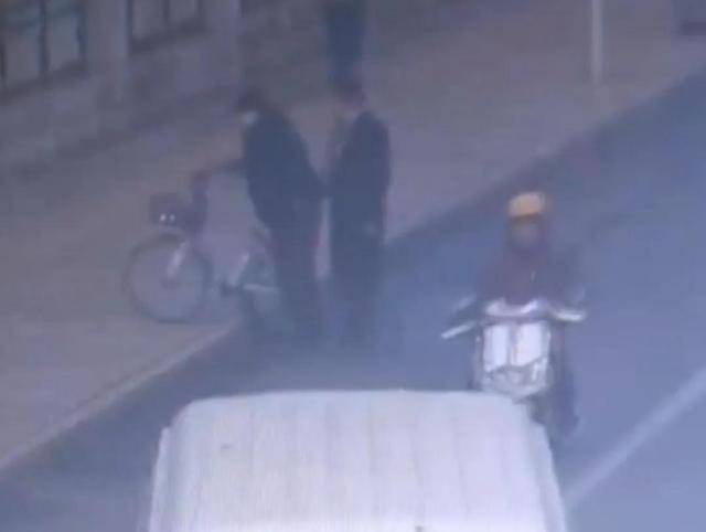 骑自行车碰瓷！北京一六旬男子骗取25人共4.6万余元<strong></p>
<p>币创网交易平台</strong>，法院判了