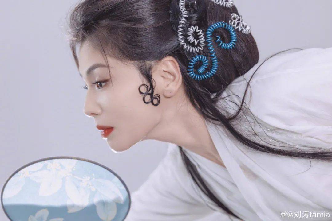 46岁刘涛称想建养老院<strong></p>
<p>交易玉器平台</strong>，谈不接戏原因：聊的戏都开不了机