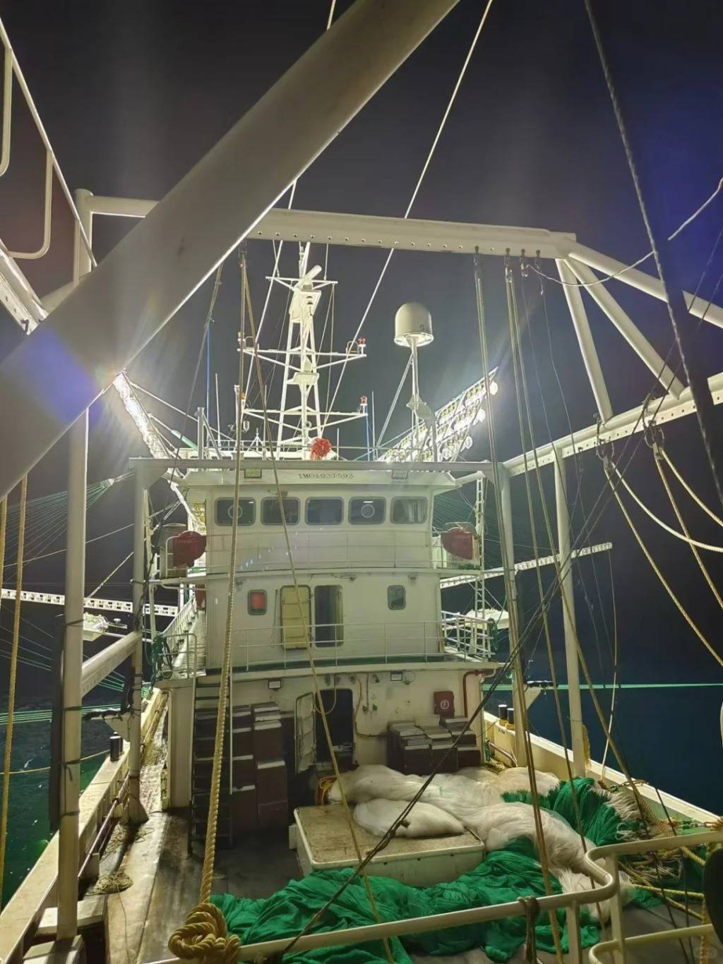 独家丨远洋渔船船长被害案嫌犯移送检方报捕，船上两段视频曝光