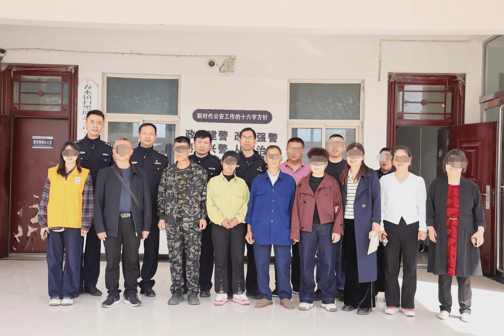 女孩跟男友外出打工失踪<strong></p>
<p>bitbay交易平台</strong>，15年后被找到已育两子 父亲：她当年流浪到河南，不知回家的路