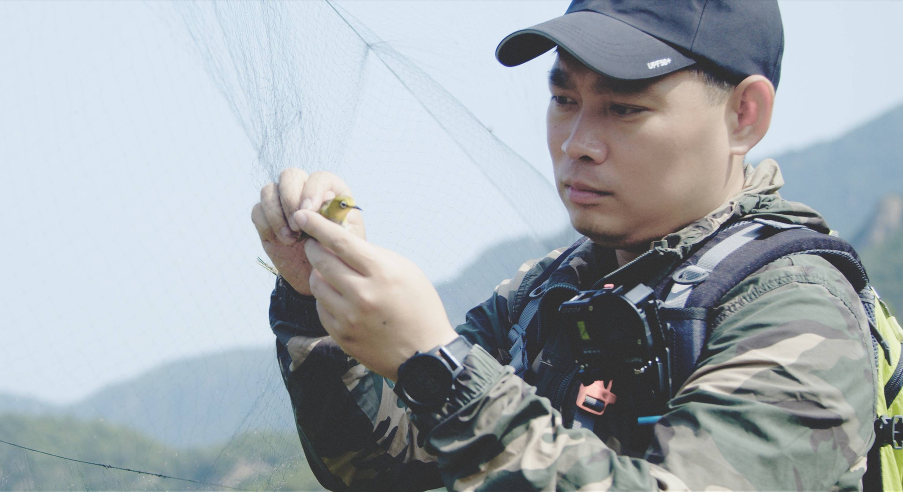 森林警察韩孟祺：乔装成驴友潜伏密林中<strong></p>
<p>exx交易平台怎么样</strong>，抓获“粘鸟”嫌疑人