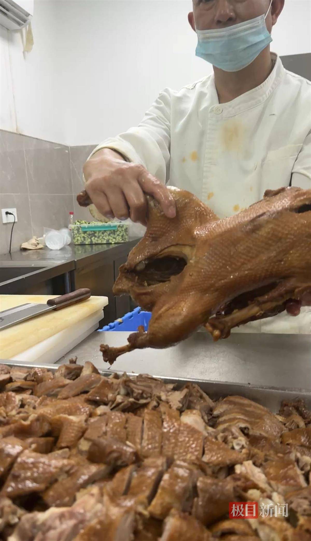 荣昌五一成绩单：5天接待游客224万人次<strong></p>
<p>炒币交易平台</strong>，卖出卤鹅29万只，政府食堂用掉2万余斤肉