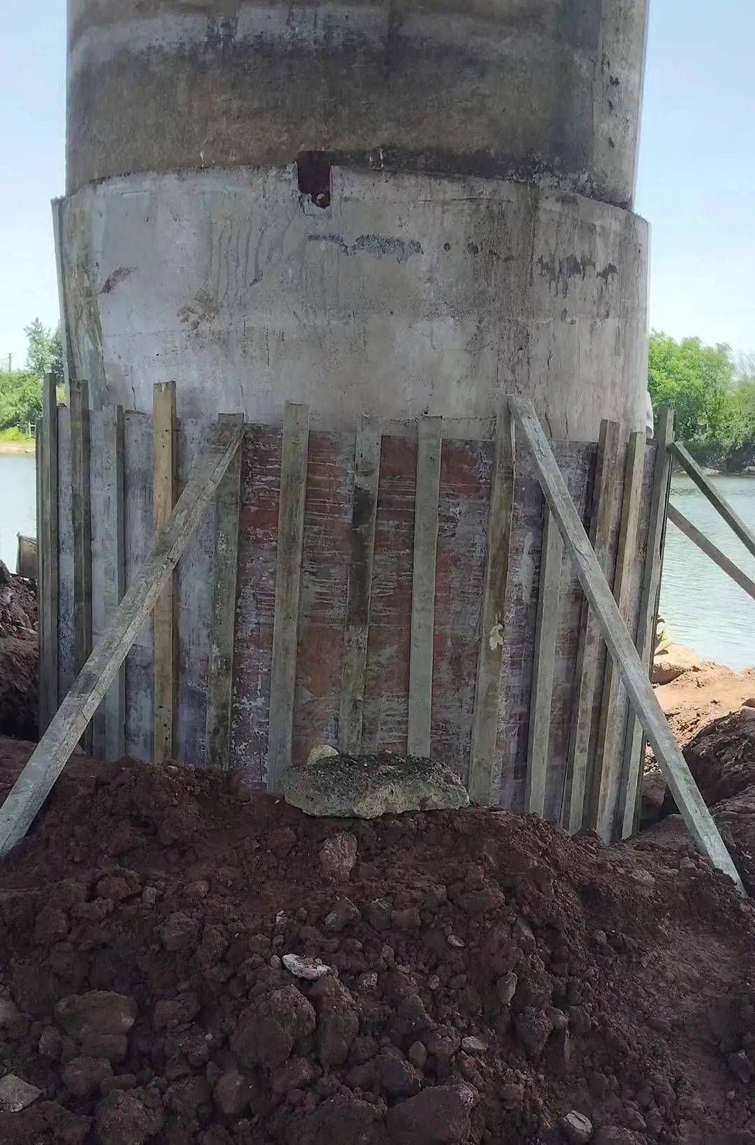 网友反映四川岳池一292米大桥钢筋外露腐蚀<strong></p>
<p>炒币交易平台</strong>，官方回应→