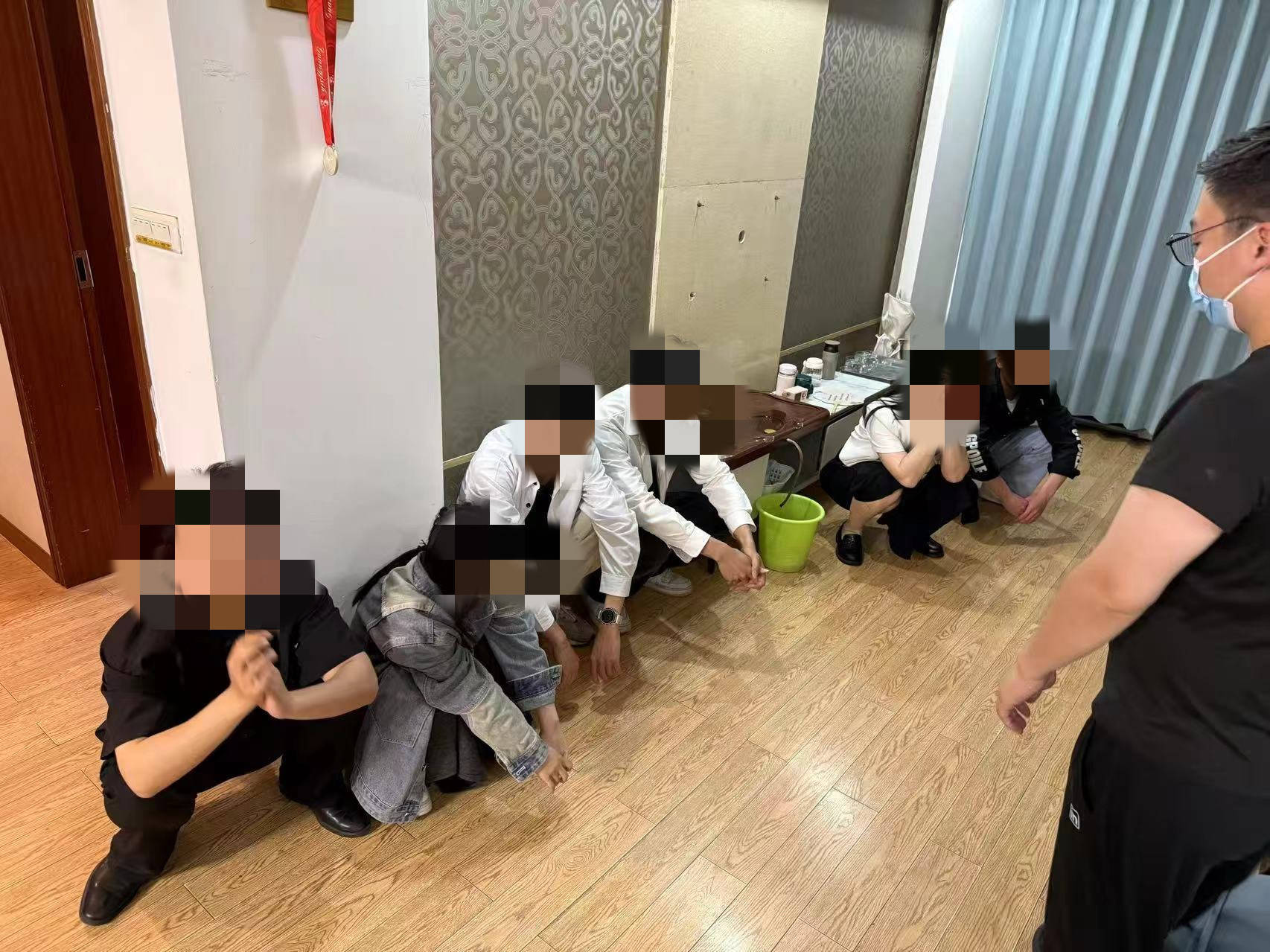 武汉警方摧毁特大传销团伙<strong></p>
<p>bitbulls交易平台</strong>，涉案金额逾千万元