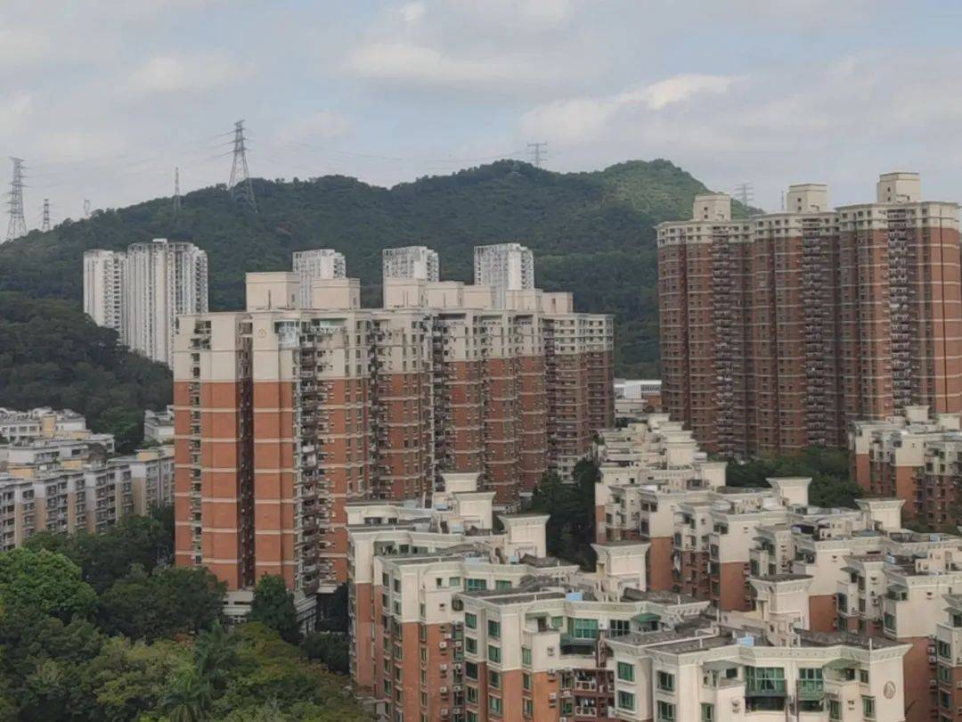 “一小时飞过8架”“感觉屋在抖”！深圳有小区遭遇<strong></p>
<p>币币网数字交易平台</strong>，市民：睡不着