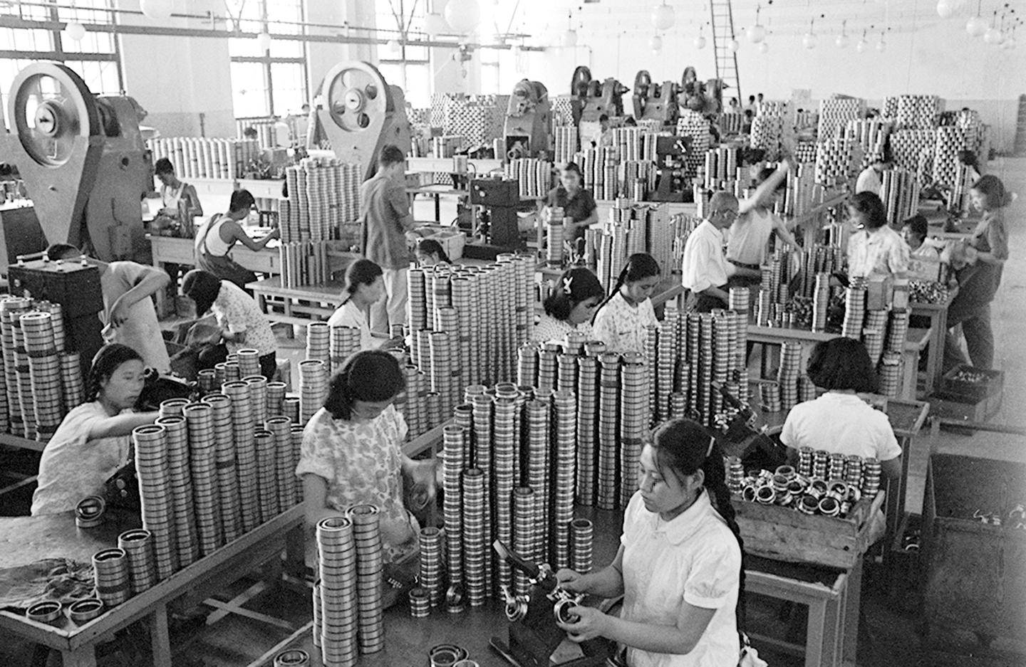 第1视点丨跟随总书记走进洛阳轴承集团 <strong></p>
<p>币币网数字交易平台</strong>了解先进制造业发展