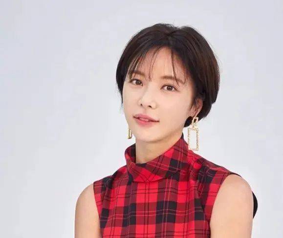 知名女演员宣布：离婚成功<strong></p>
<p>星联平台</strong>！