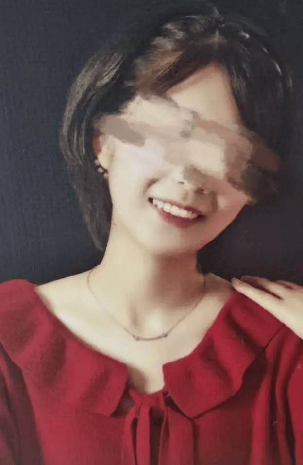 遭同小区居民持刀袭击身亡<strong></p>
<p>双子星平台</strong>，27岁女子在家门口遇害案需重新取证，择日开庭审理