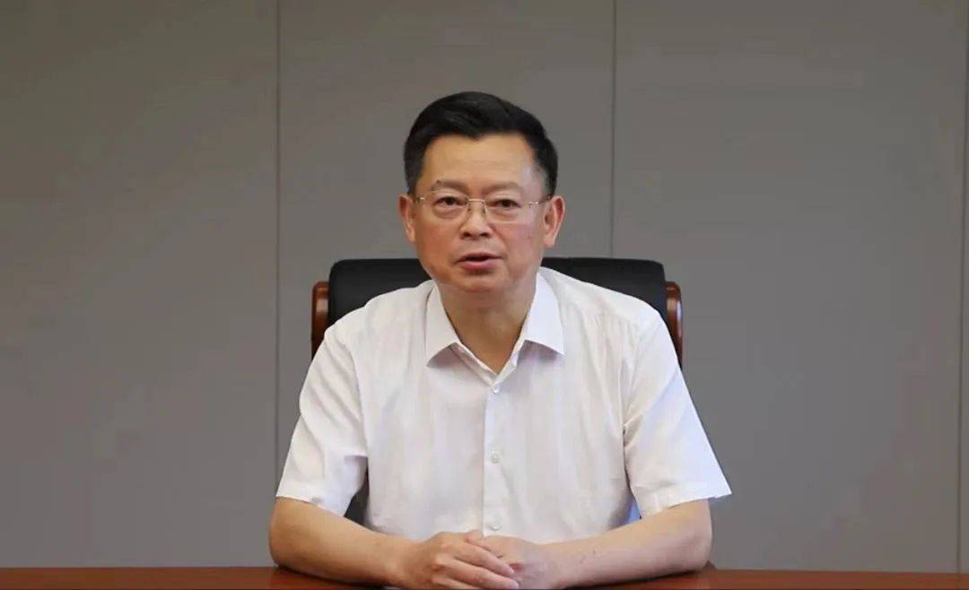 国家国防科工局原副局长张建华投案，今年已有24名中管干部落马