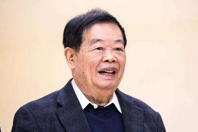 曹德旺:福耀科大8亿预算招50个学生<strong></p>
<p>宁夏电力交易中心平台</strong>，面向河南等5省招生