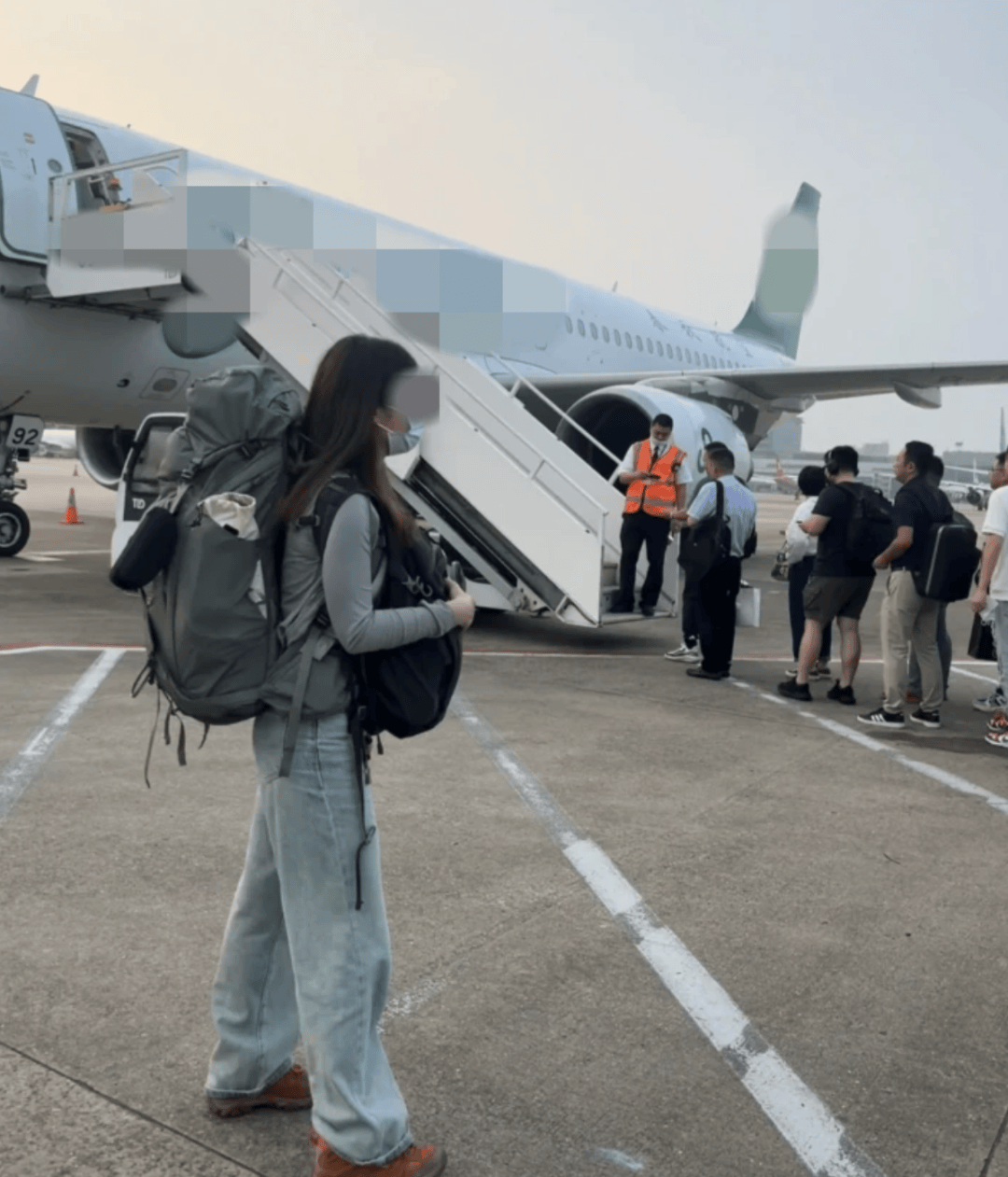 “坐飞机发现旁边放着冷链海鲜”<strong></p>
<p>宁夏电力交易中心平台</strong>，航空公司兼职送货给出差人整破防了