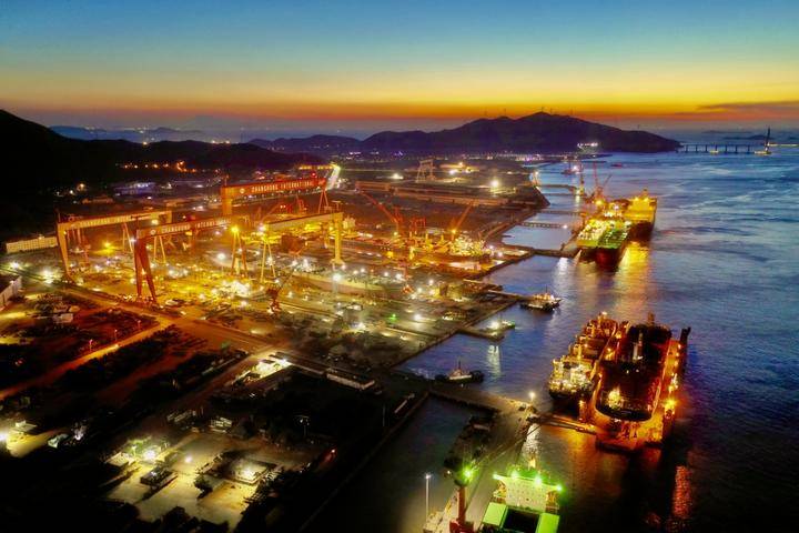 习近平总书记关切事丨<strong></p>
<p>币安交易平台网站</strong>我们的名字叫“长江”——三个沿江村庄的变迁故事