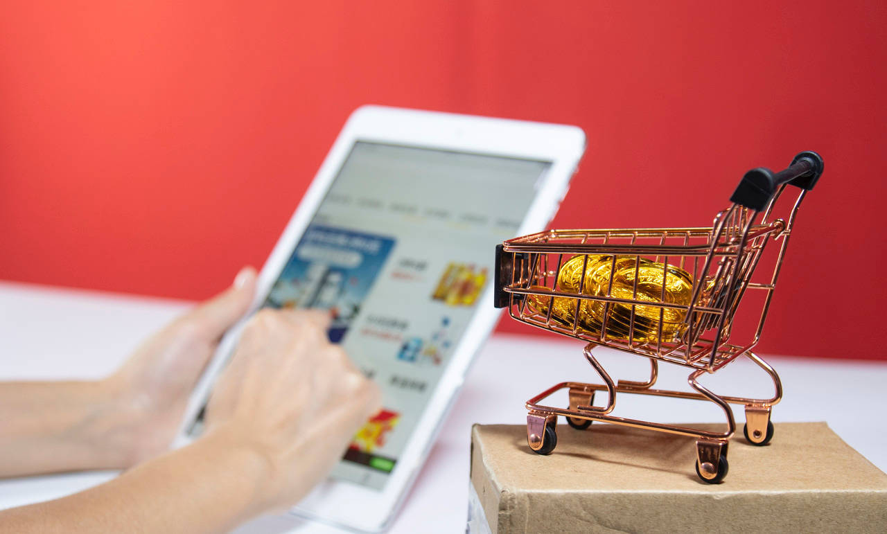 连续4个月提“涨工资”<strong></p>
<p>z网交易平台</strong>，背后有何深意？