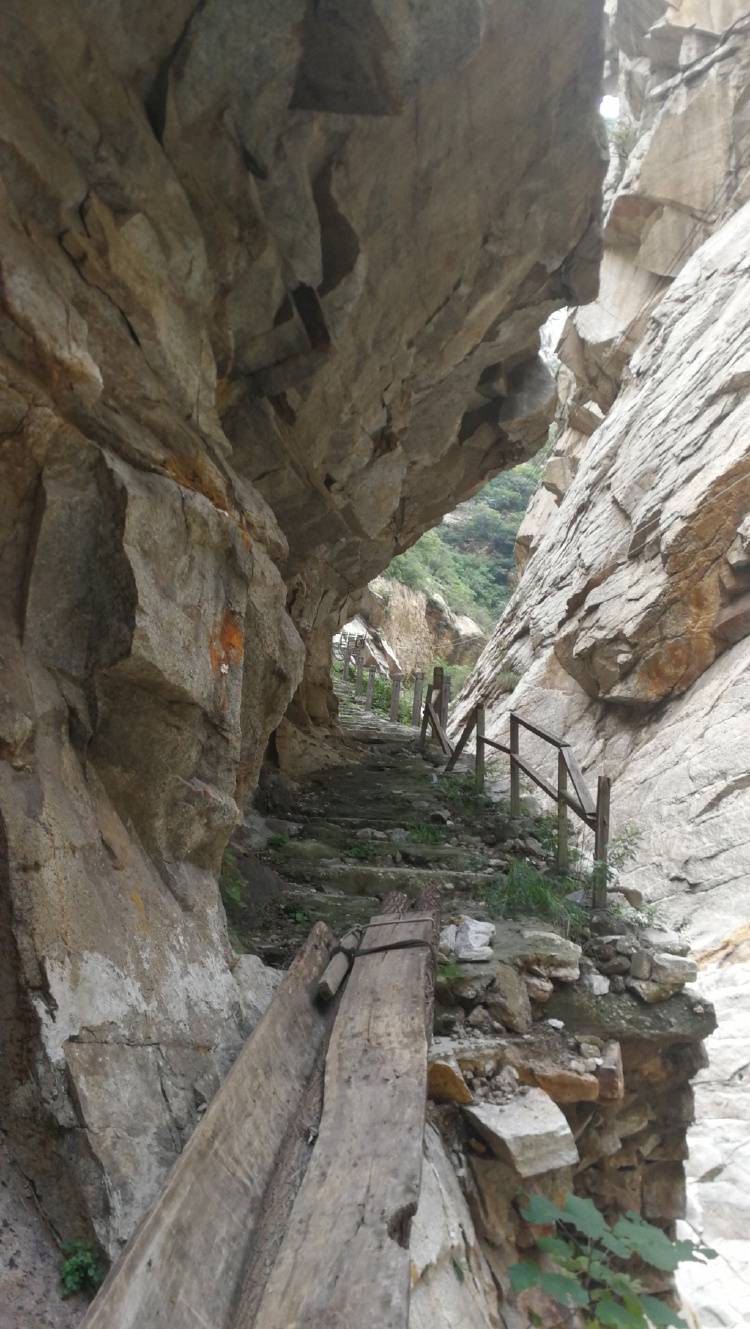 陕西一农民开山修路时售卖炸落的石头被判刑9个月<strong></p>
<p>深圳币交所交易平台</strong>，获释后申请再审