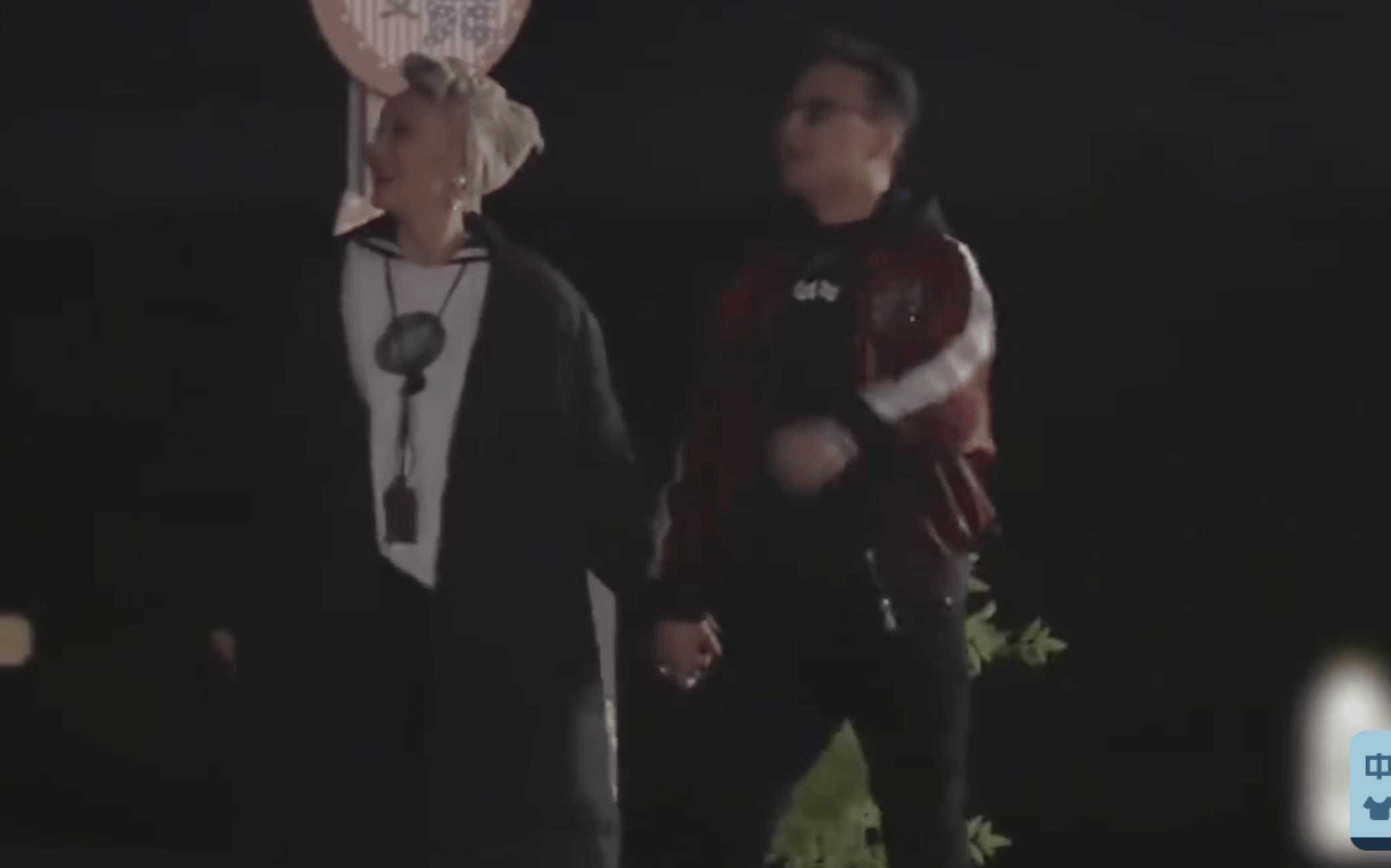 54岁汪峰与53岁宁静传绯闻<strong></p>
<p>bcoin交易平台</strong>，汪峰晒34岁正牌女友合照辟谣