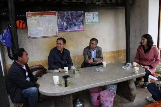 大理市委原书记席杨志东二次被查<strong></p>
<p>币安交易平台下载</strong>，20年多前因超标车被降职