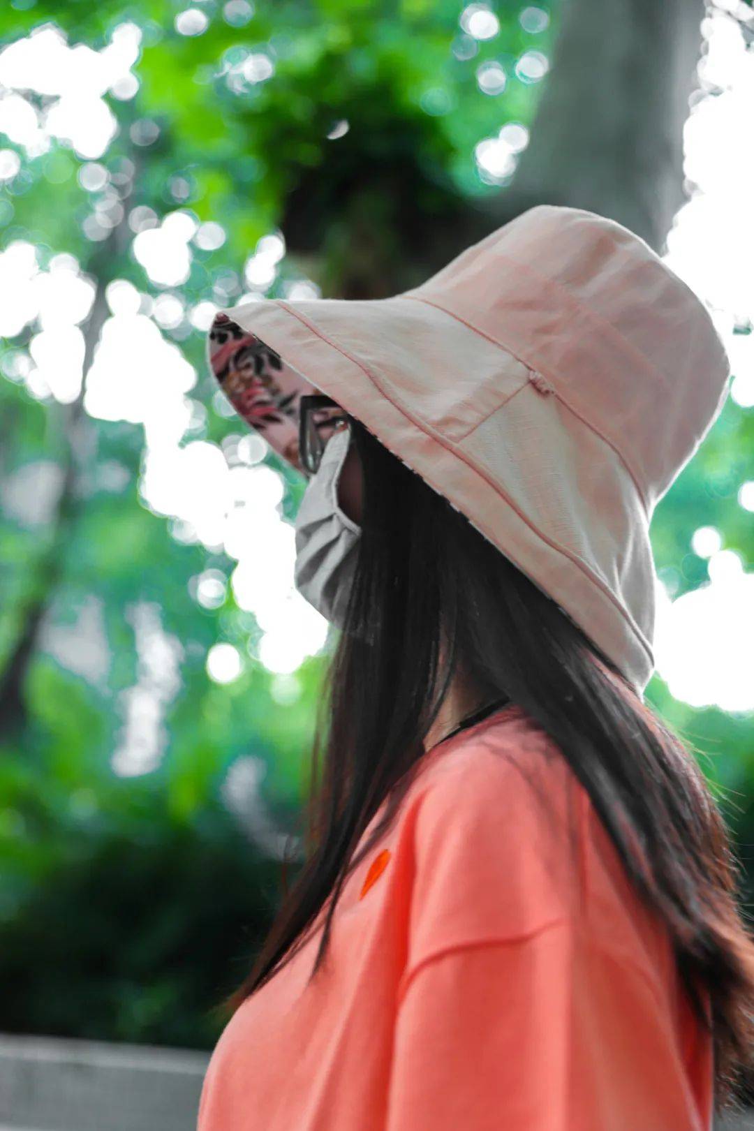 再有钱的北京白领<strong></p>
<p>币安交易平台下载</strong>，也得穿“电驴套装”