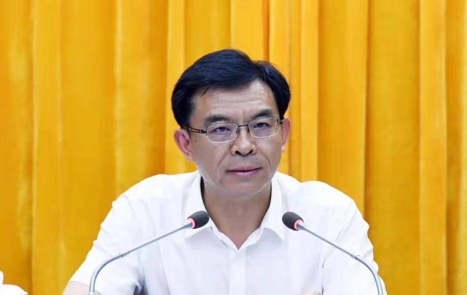 搞权色交易！贵州省人大常委会法工委原副主任陈少荣被“双开”<strong></p>
<p>网络虚拟交易平台</strong>，曾任安顺市委书记