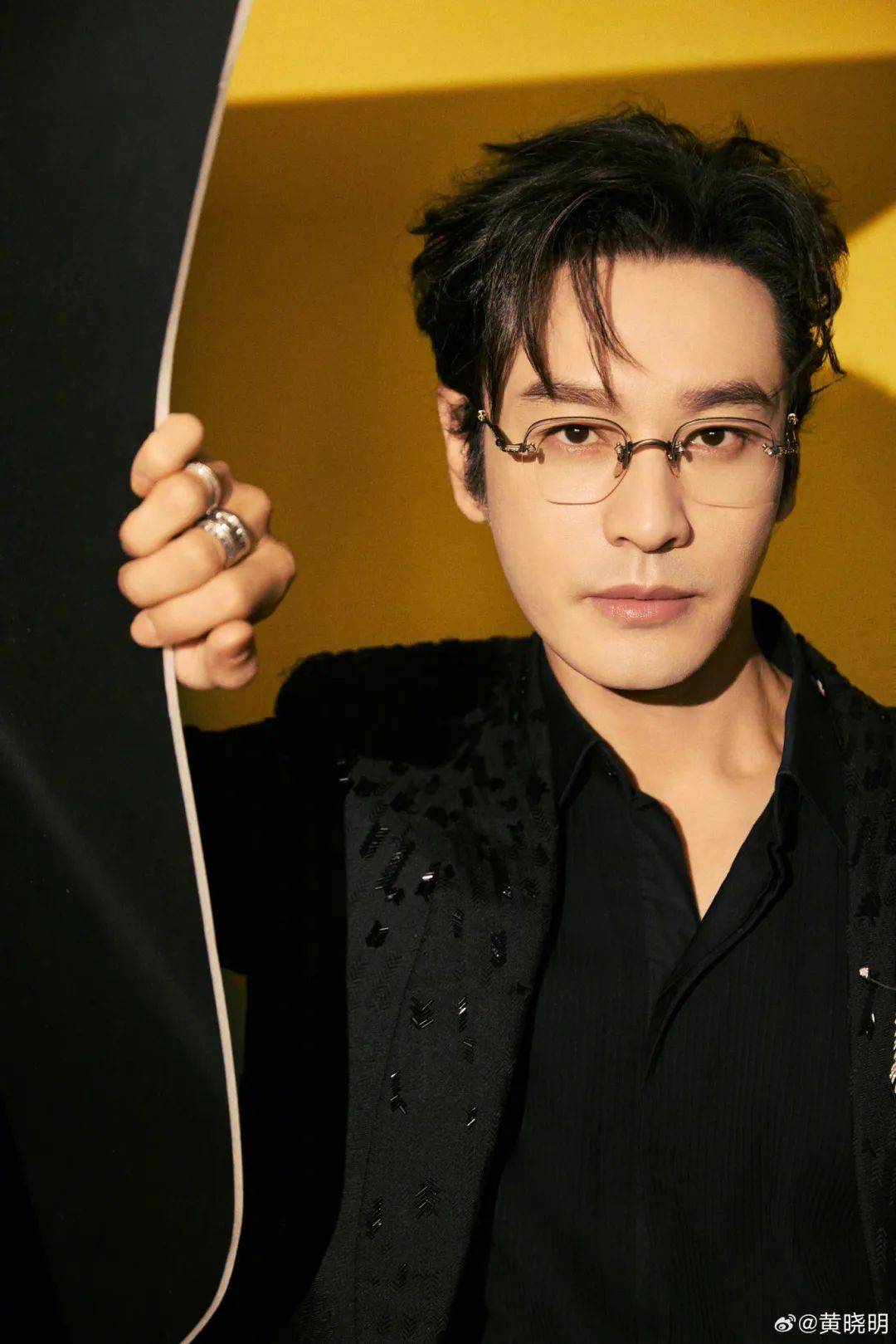 已确认：是知名演员黄晓明<strong></p>
<p>网络虚拟交易平台</strong>！