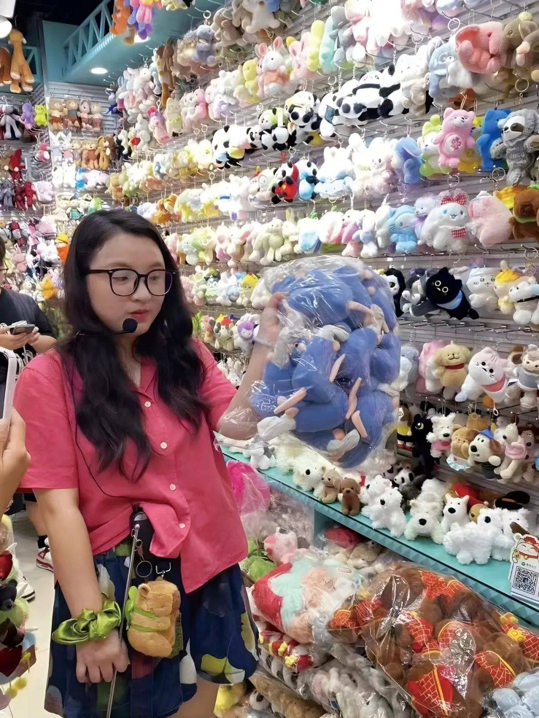 Labubu爆火之后<strong></p>
<p>ubit交易平台</strong>，去义乌的年轻人赚翻了